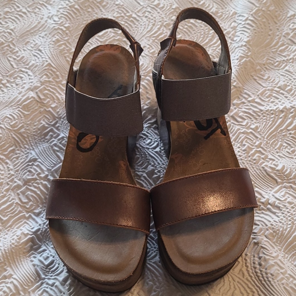 OTBT Bronze Wedge Sandals